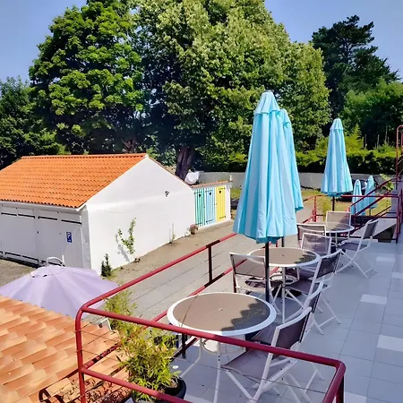 Frühstückspension Et Table D'hotes Les Gones 3*